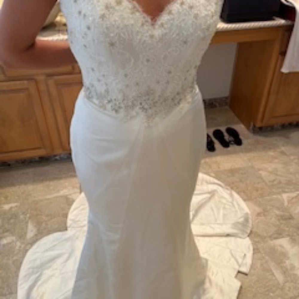 Mathew Christopher sample wedding dress
